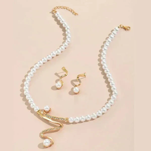 Almudena - Set di Collana e Orecchini con Perle Naturali