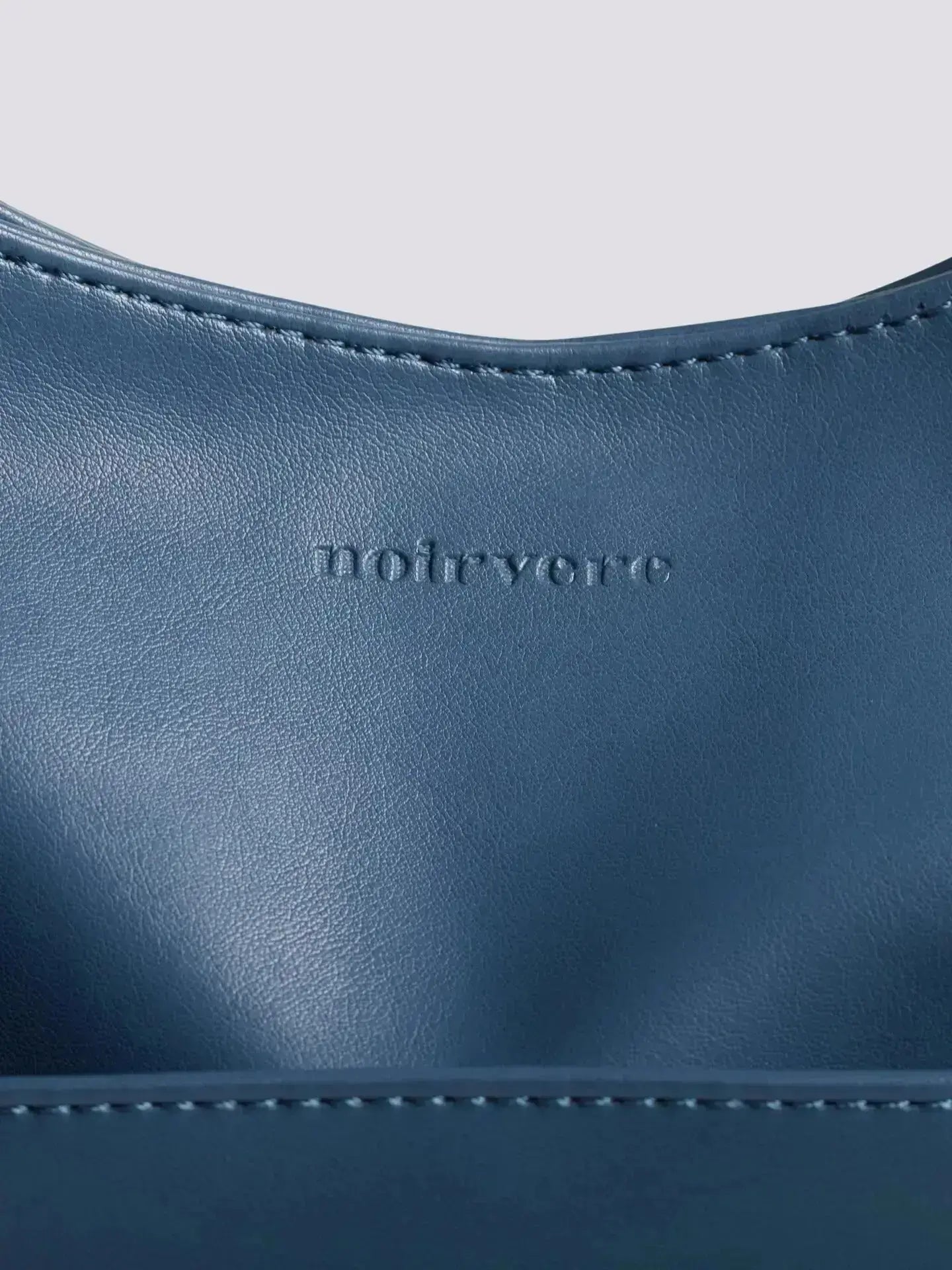 Noir Essence | Borsa Valentina Montes