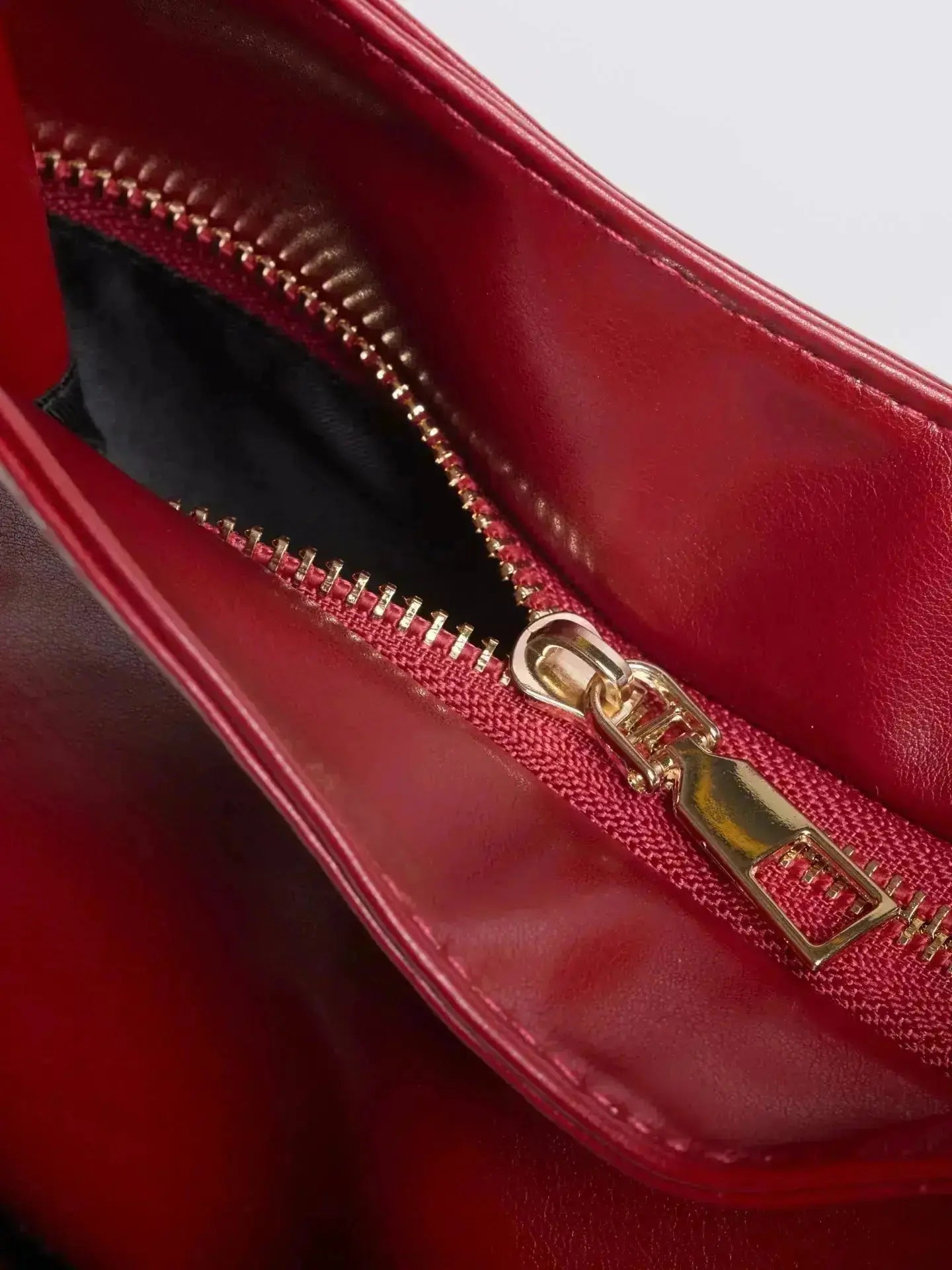 Noir Essence | Borsa Valentina Montes