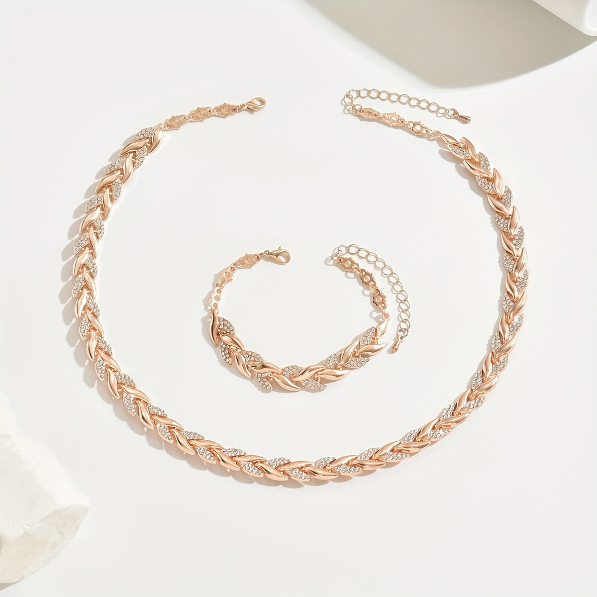 Berta - Set di Gioielli a Spiga con Cristalli