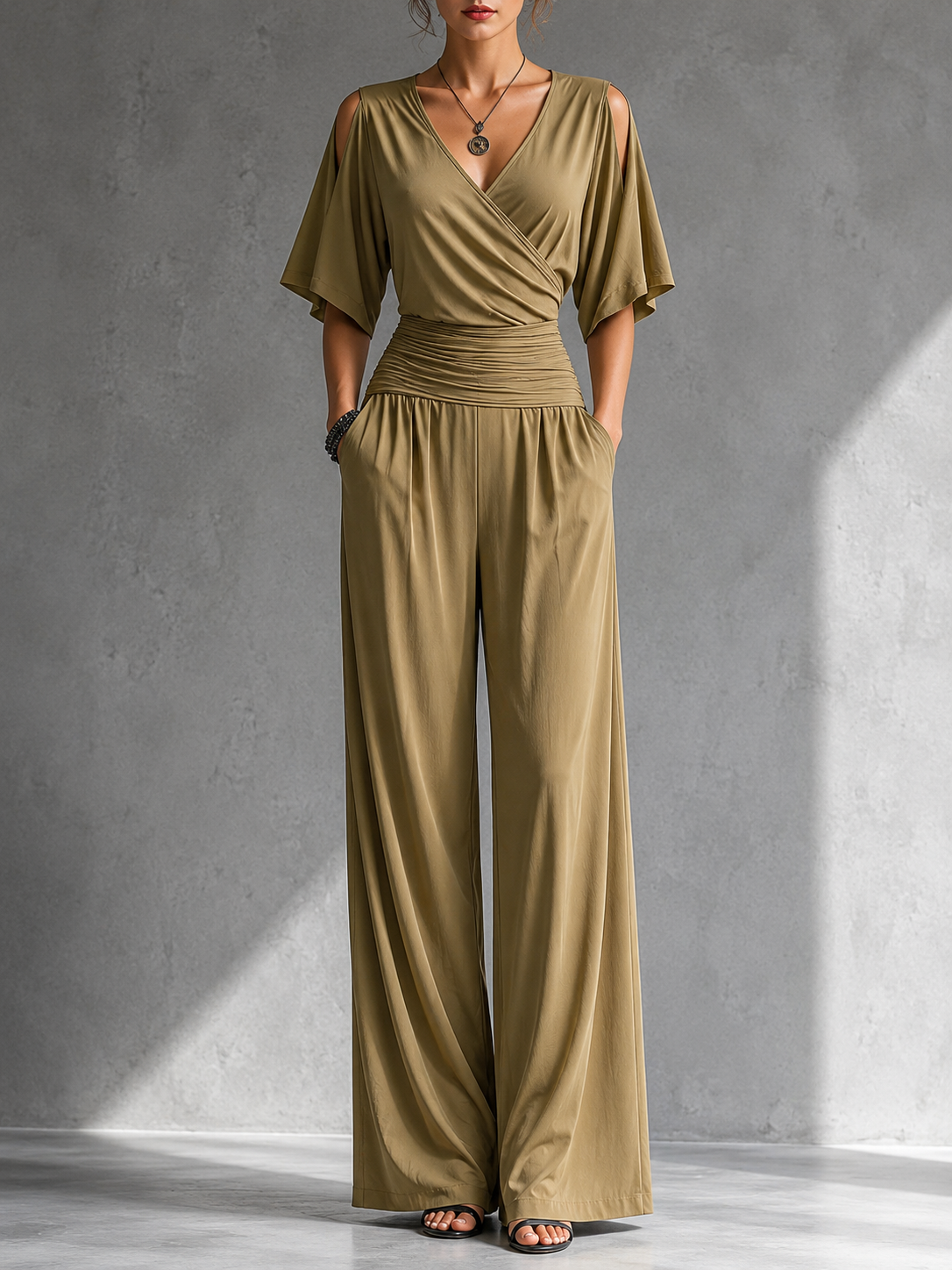 Aldara - Tuta elegante con spalle scoperte
