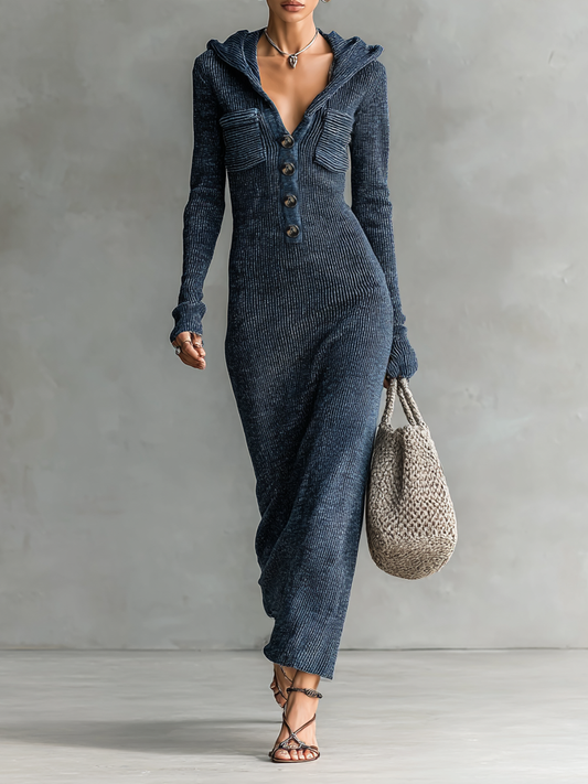 Abito lungo in maglia aderente con cappuccio da donna