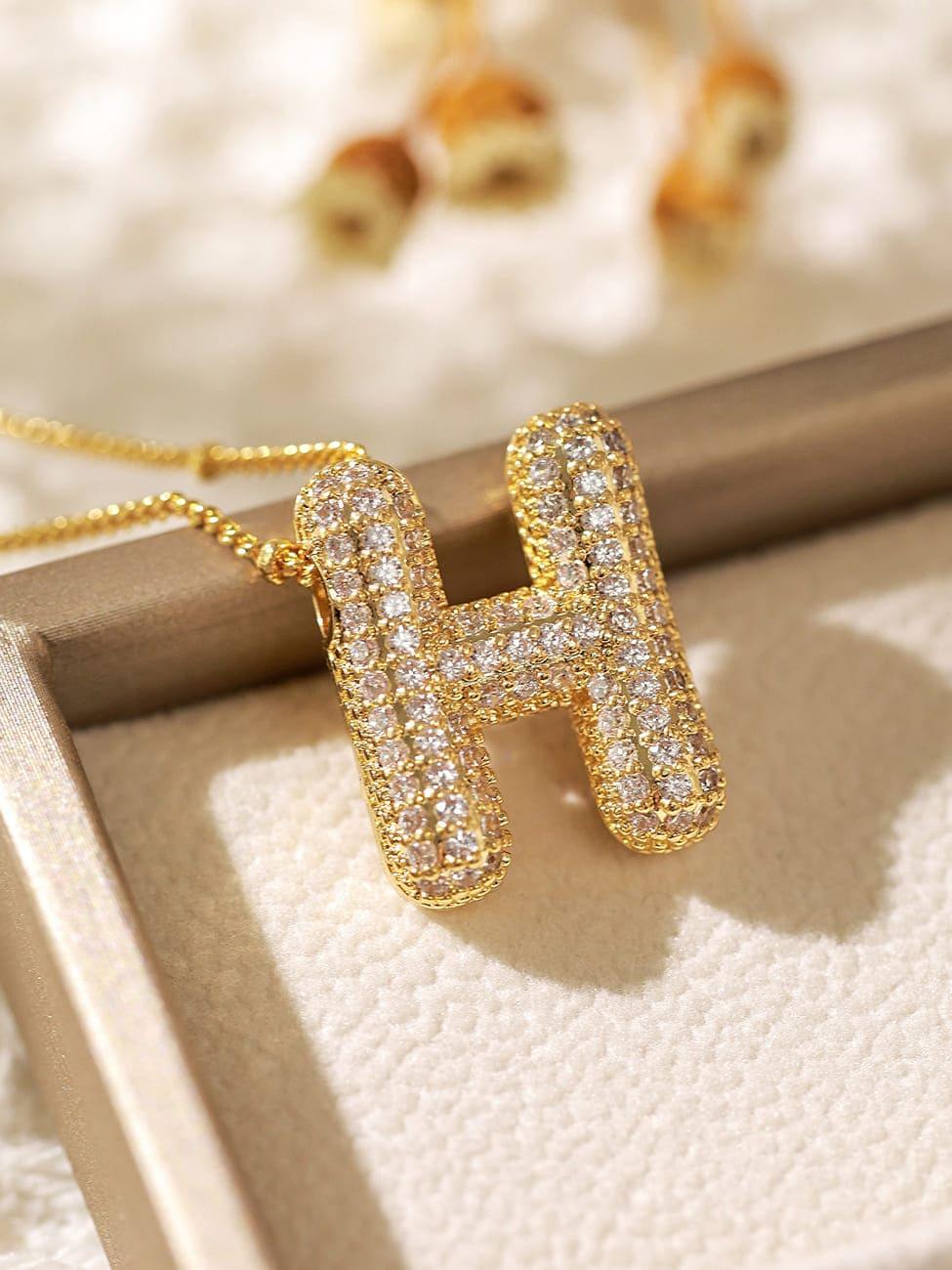 Collana con iniziale a bolle Pavl