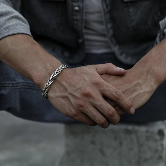 Filippo - Bracciale Rigido Intrecciato in Lega Metallica